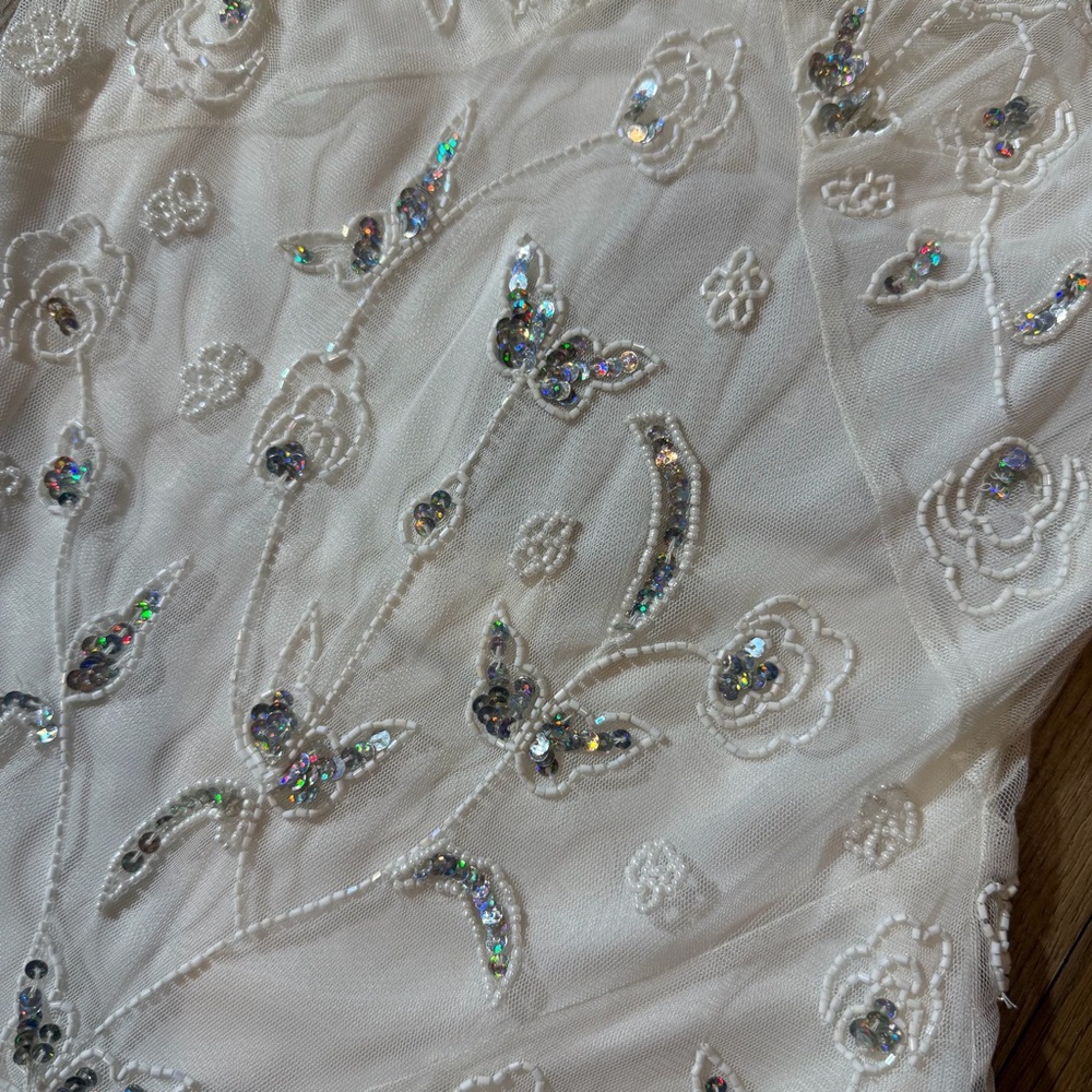 Embellished White Sequin Floral Camisole - Picture 11 of 16